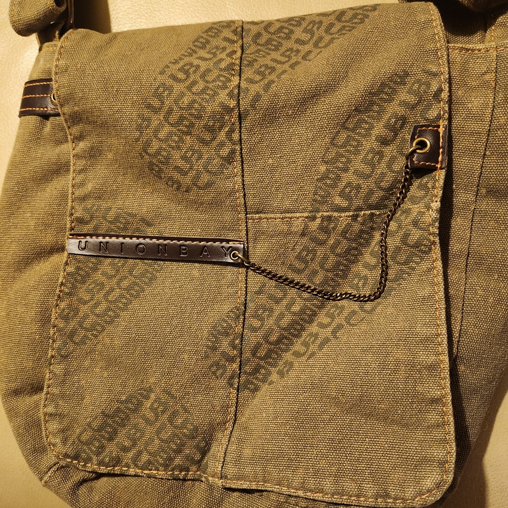 UNIONBAY Khaki Textured Shoulder Bag